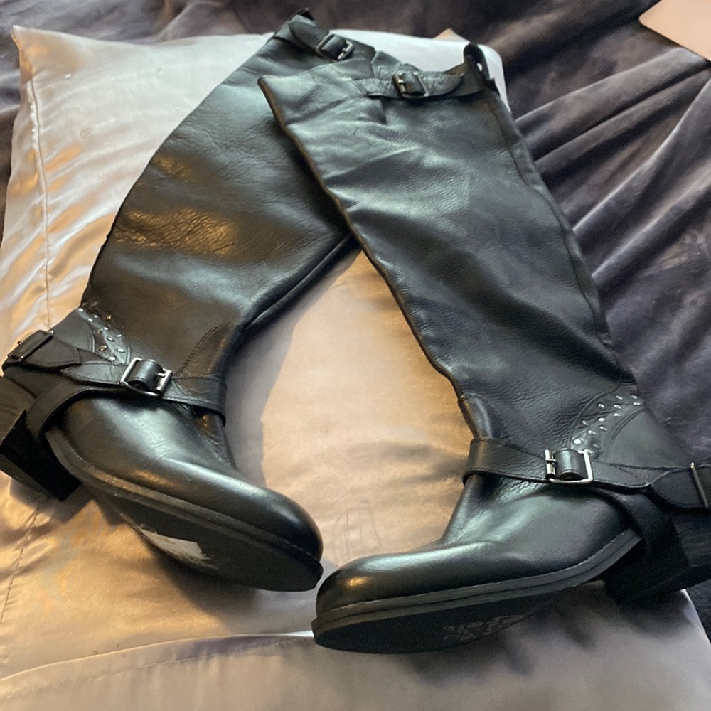 Naughty Monkey black leather boots size 9.5